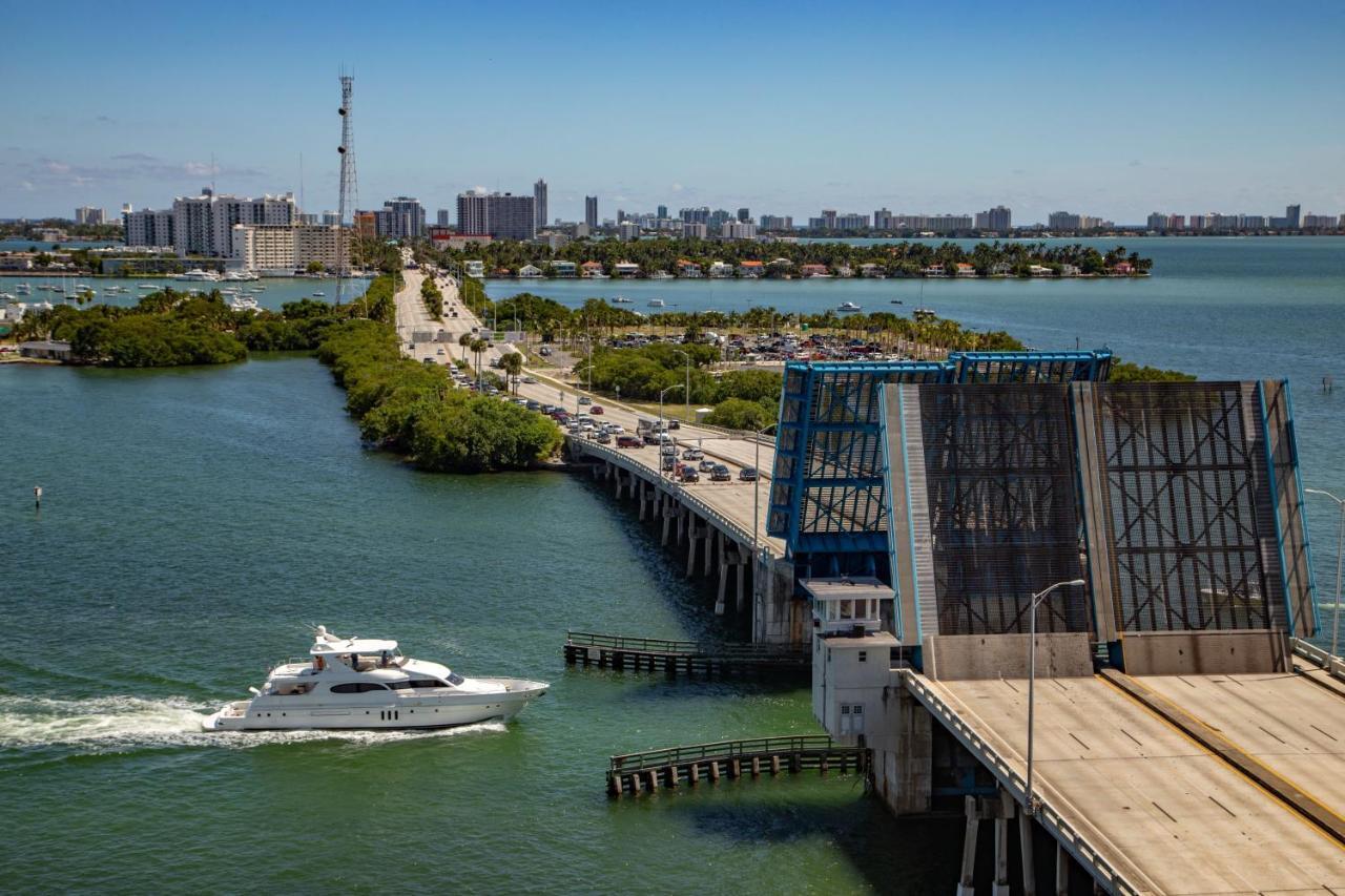 Mare Azur Miami Luxury Apartments By Grand Bay Exterior photo